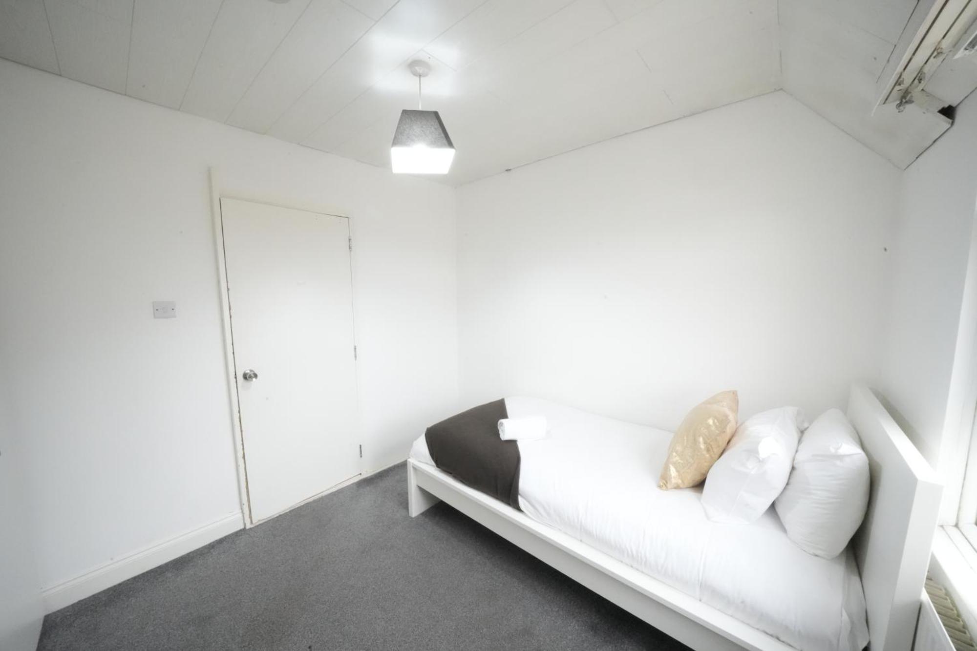 Airport Comfy Privatunterkunft